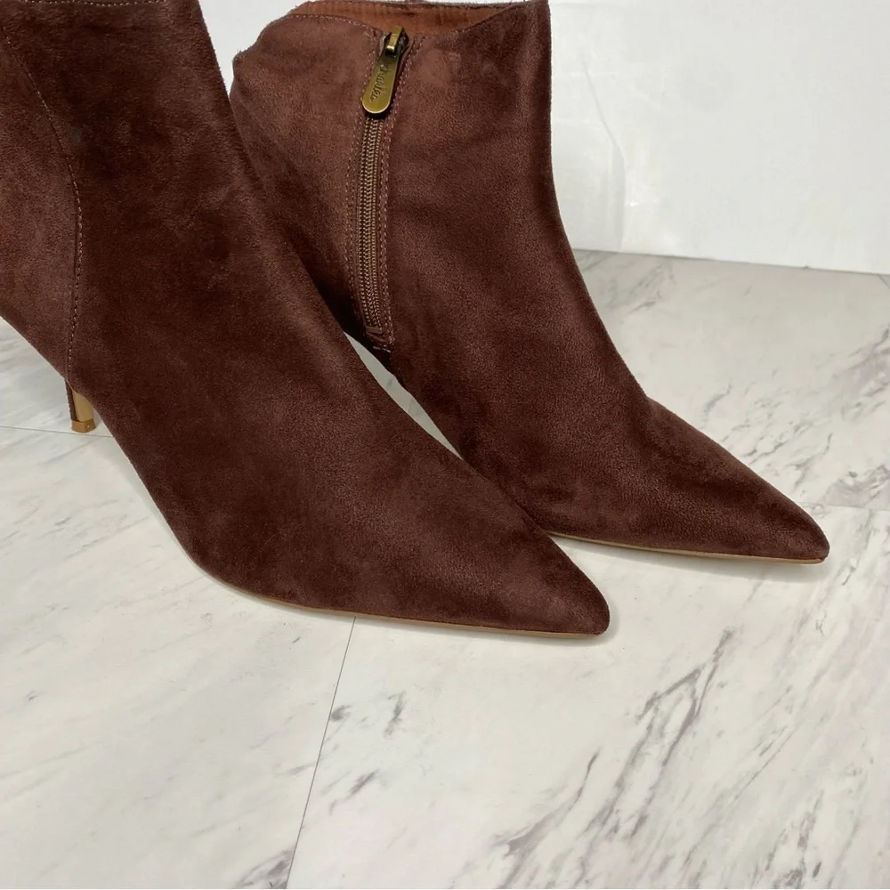 Charles by Charles David Accurate Bootie 11M